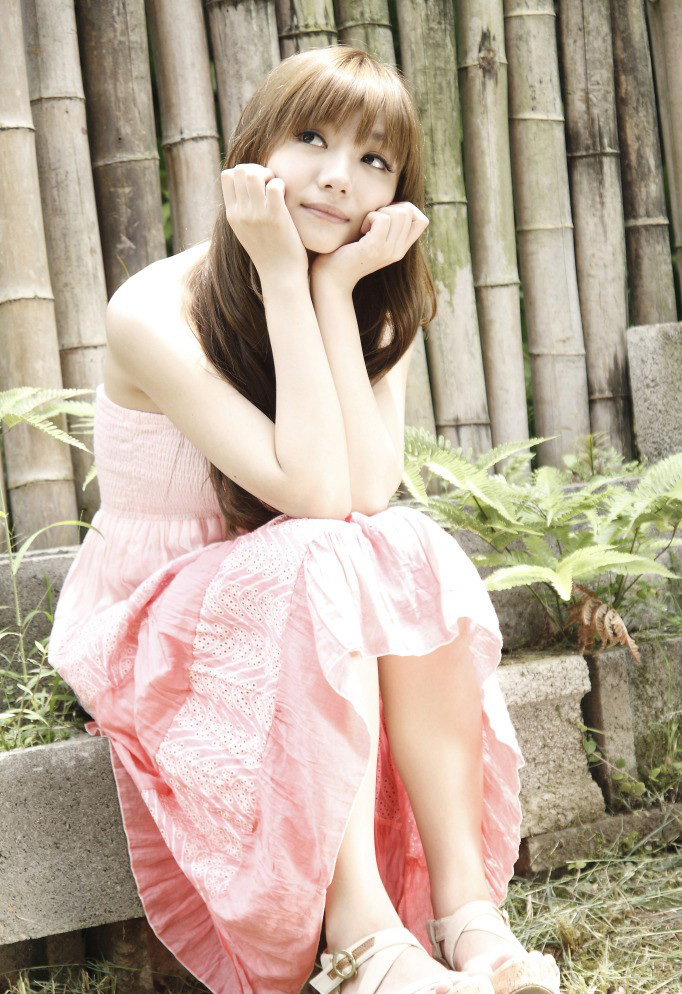 �崿��Ů��Ȼ��̬д��